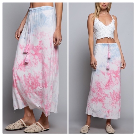 POL Dresses & Skirts - POL Splash of Color Knit Skirt
